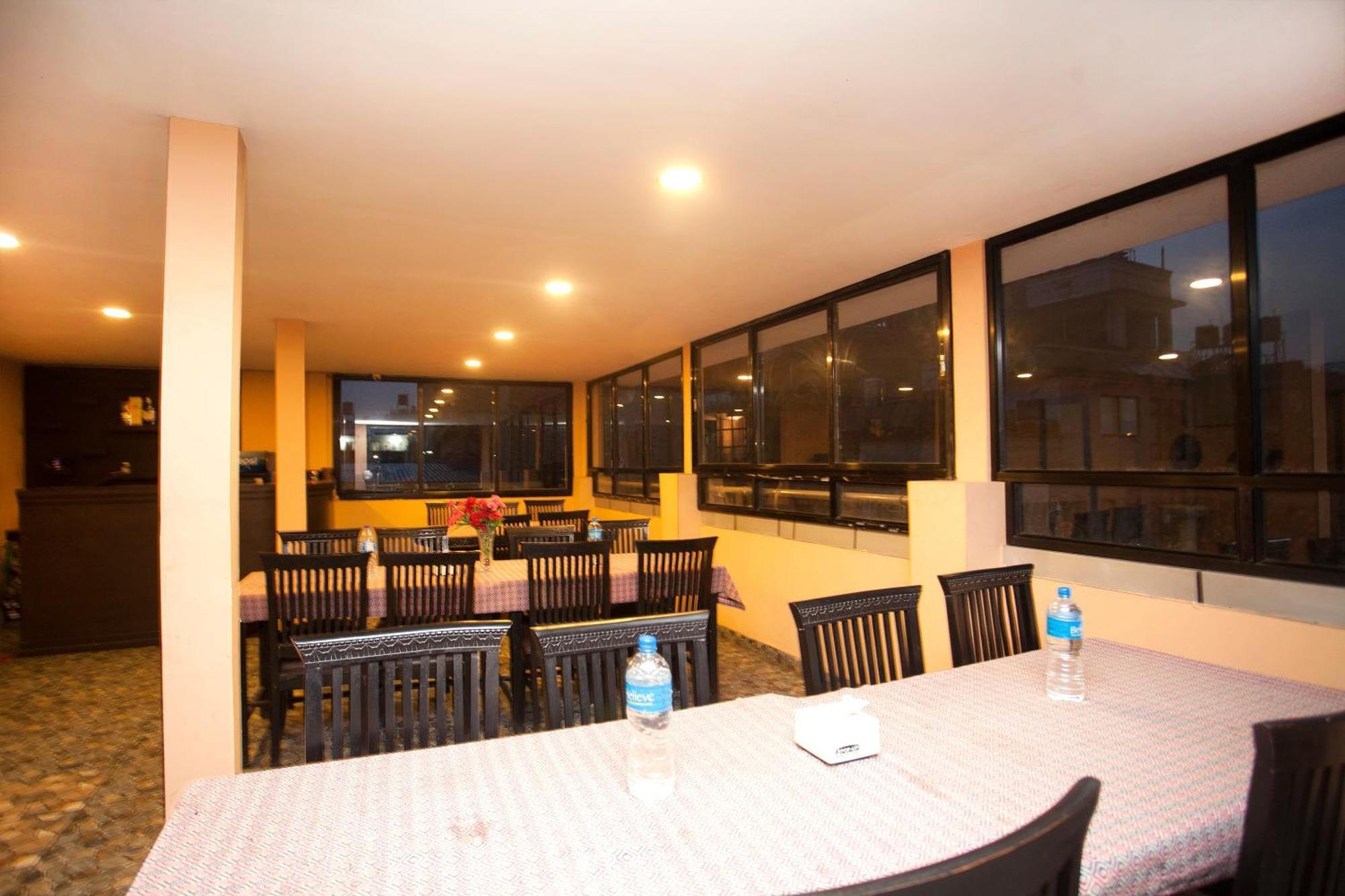 Kathmandu City Hotel Экстерьер фото