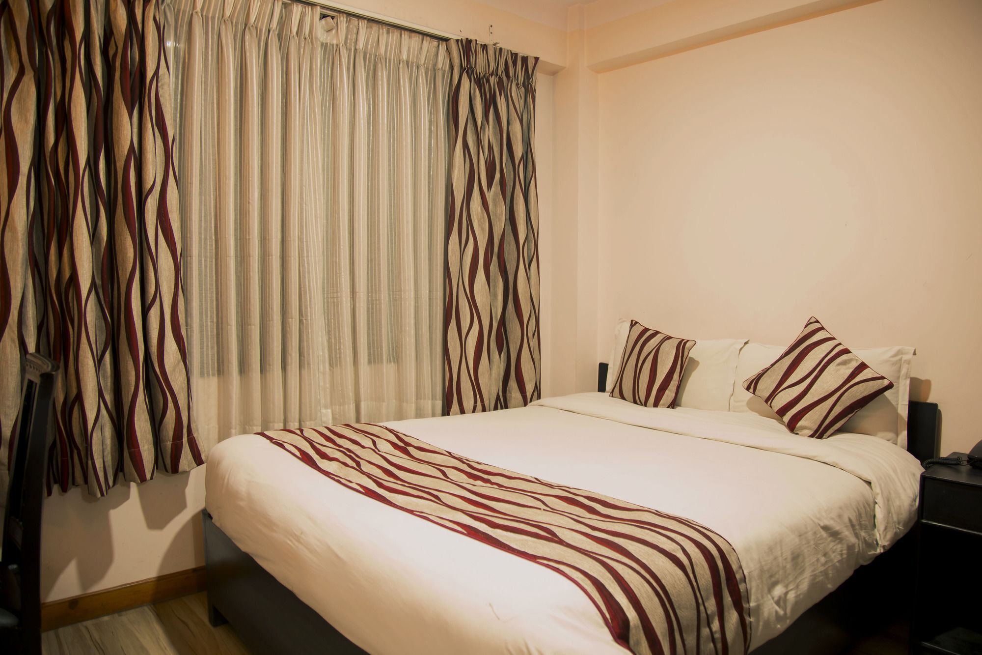 Kathmandu City Hotel Экстерьер фото